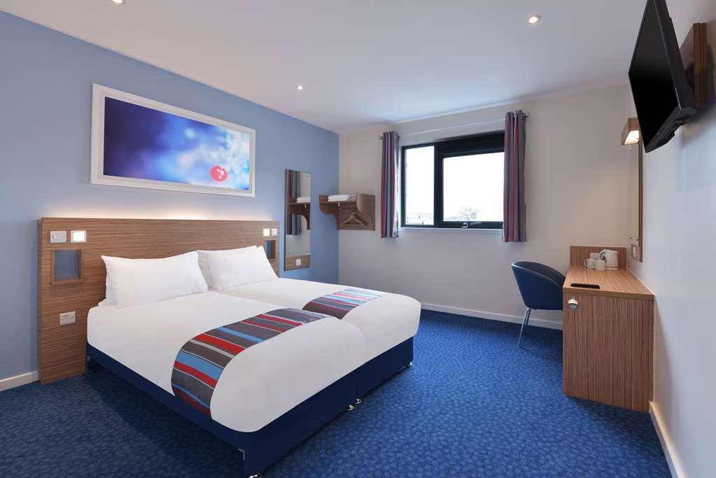 Travelodge Bath Waterside Δωμάτιο φωτογραφία