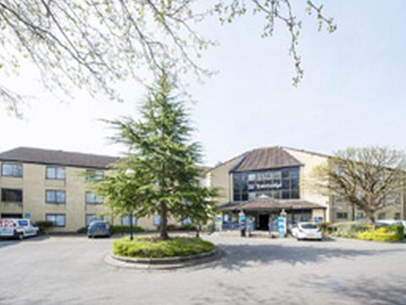 Travelodge Bath Waterside Εξωτερικό φωτογραφία